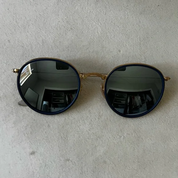 Ray-Ban Round Metal Folding Sunglasses - Picture 5 of 8